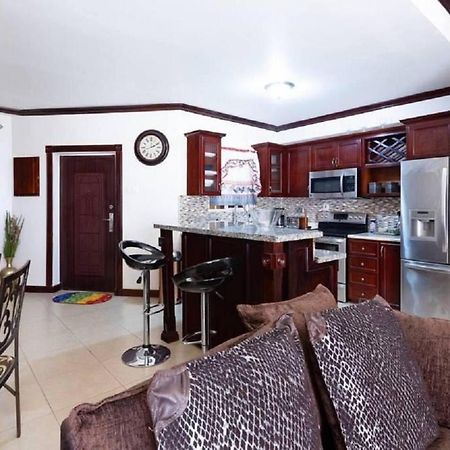 Lovely 2-Bed Apartment In The New Kingston Area Esterno foto